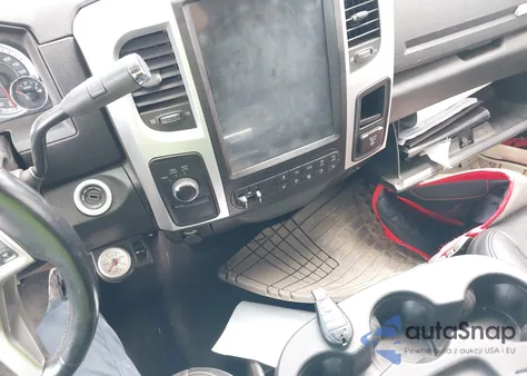 2017 Ram 2500 Laramie 4X4 6'4 Box from USA, damaged, VIN 3C6UR5NL5HG716298